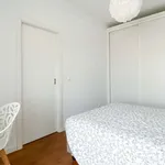 Rent 1 bedroom apartment of 40 m² in lisbon