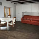 Rent 1 bedroom apartment of 30 m² in Asso