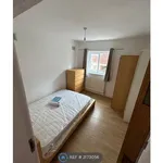 Rent 4 bedroom house in Yorkshire And The Humber