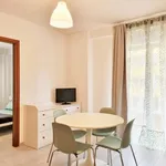 Rent 2 bedroom apartment of 830 m² in grado