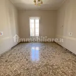 Rent 5 bedroom apartment of 200 m² in Messina