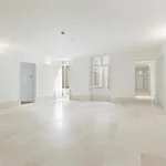 Rent 2 bedroom apartment of 186 m² in Lisbon