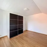 Maison de 1149 m² avec 3 chambre(s) en location à Ferrières