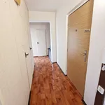 Pronajměte si 2 ložnic/e byt o rozloze 65 m² v Kladno