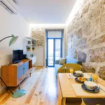 Rent 1 bedroom apartment of 40 m² in Porto