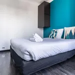 Rent 1 bedroom apartment in Paris