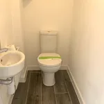 Rent 3 bedroom flat in Wales