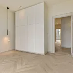 Huur 3 slaapkamer appartement van 119 m² in Willemspark