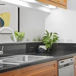 Rent 2 bedroom apartment of 105 m² in Manhattan