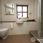 Rent 2 bedroom flat in Edinburgh