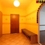 Pronajměte si 4 ložnic/e byt o rozloze 87 m² v Brno