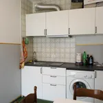 Rent 2 bedroom apartment of 30 m² in Padova 