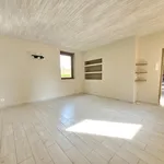 Maison de 174 m² avec 4 chambre(s) en location à Eps