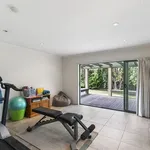 Rent 4 bedroom house in Auckland