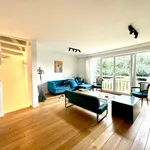 Maison de 250 m² avec 5 chambre(s) en location à Uccle