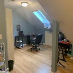 3rd Floor of Townhome (House Share)