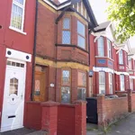 Rent 1 bedroom flat in Luton