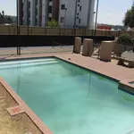 Rent 1 bedroom apartment in Randburg