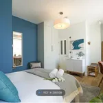 Rent a room in Truro