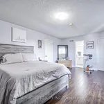 Maison de 4736 m² avec 3 chambre(s) en location à Vaughan (Maple)