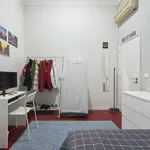 Rent a room in lisbon