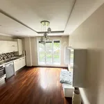 Rent 3 bedroom apartment of 65 m² in İstanbul