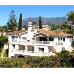 Rent 10 bedroom house of 1000 m² in Marbella