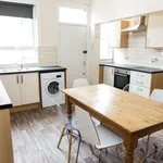 Rent 4 bedroom house in Leeds