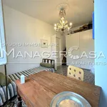 Rent 5 bedroom apartment of 82 m² in Genoa