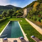 Rent 4 bedroom house of 230 m² in Azur