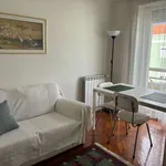 Rent 1 bedroom apartment of 77 m² in lisbon