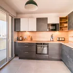 Appartement de 116 m² avec 3 chambre(s) en location à Bordeaux