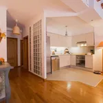 Rent 2 bedroom apartment of 90 m² in valencia