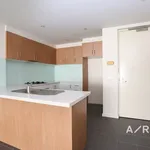 Rent 2 bedroom apartment in Footscray