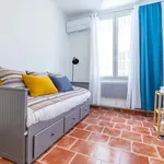 Rent 3 bedroom apartment of 20 m² in Marseille