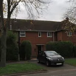 Rent 5 bedroom house in East Midlands