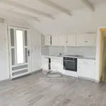 Appartement de 55 m² avec 3 chambre(s) en location à B