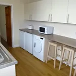 Rent 4 bedroom house in Wales