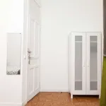 Rent a room in madrid