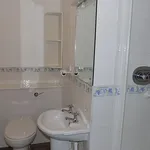 Rent 2 bedroom flat in East Midlands