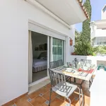 Alquilo 3 dormitorio apartamento de 212 m² en Marbella