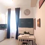 Rent 1 bedroom apartment of 25 m² in Milano