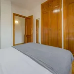 Rent a room of 180 m² in madrid