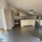 Rent 4 bedroom apartment of 200 m² in Milan