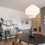 Rent 4 bedroom apartment of 69 m² in Lisboa