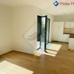 Rent 2 bedroom apartment of 66 m² in Prague