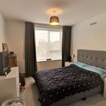 Rent 2 bedroom flat in South East England