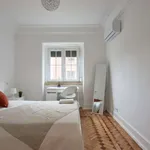 Rent a room in lisbon