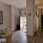 Rent 6 bedroom house of 100 m² in Bari