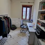 Affitto 5 camera appartamento di 60 m² in Naples